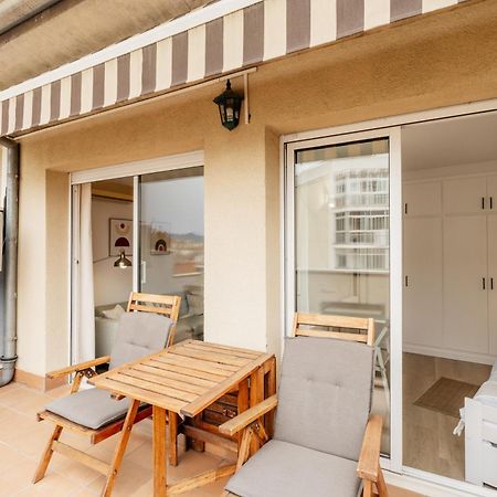 Apartamento Con Dos Grandes Terrazas En Girona Luaran gambar