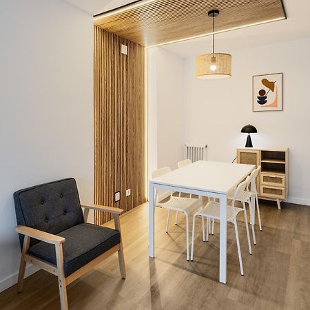Apartamento Con Dos Grandes Terrazas En Girona Luaran gambar