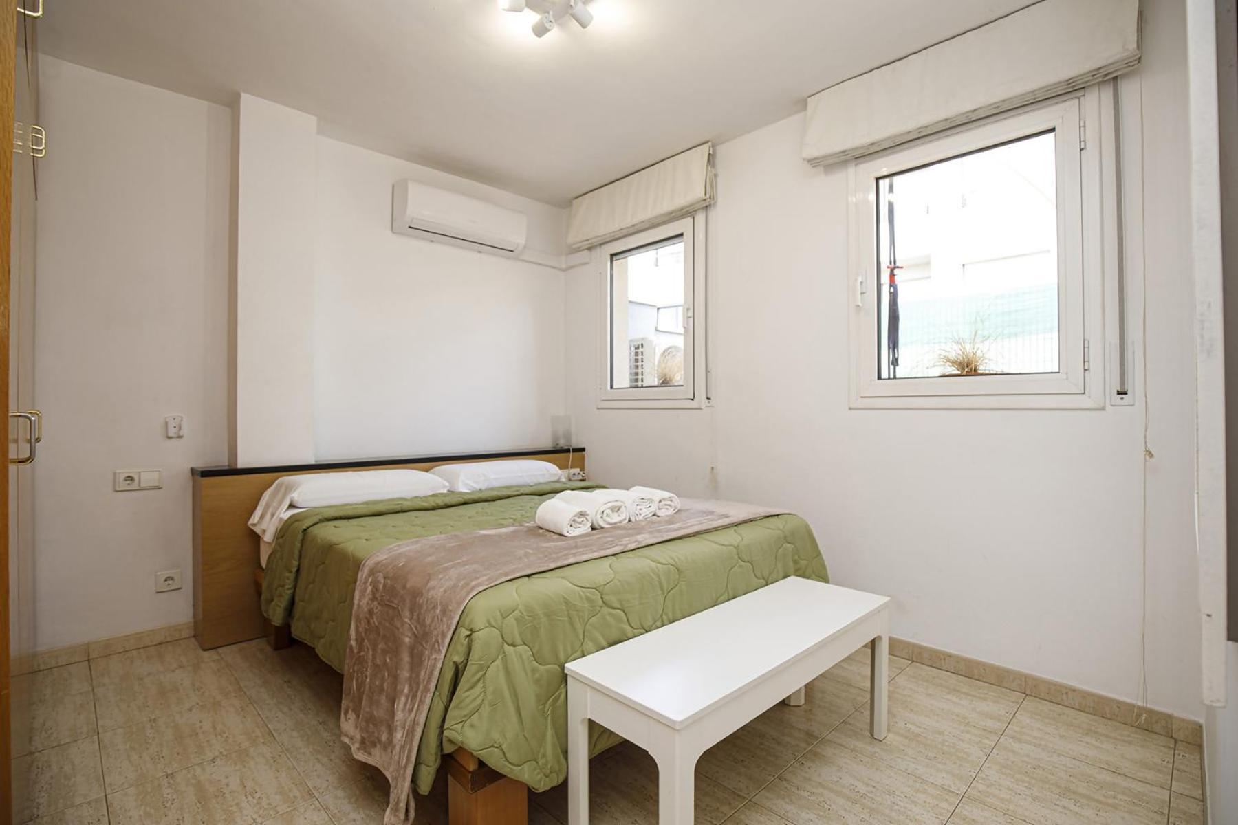 Apartamento Con Dos Grandes Terrazas En Girona Luaran gambar