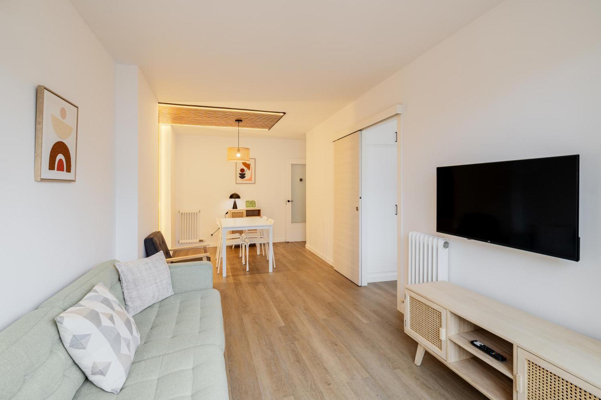 Apartamento Con Dos Grandes Terrazas En Girona Luaran gambar