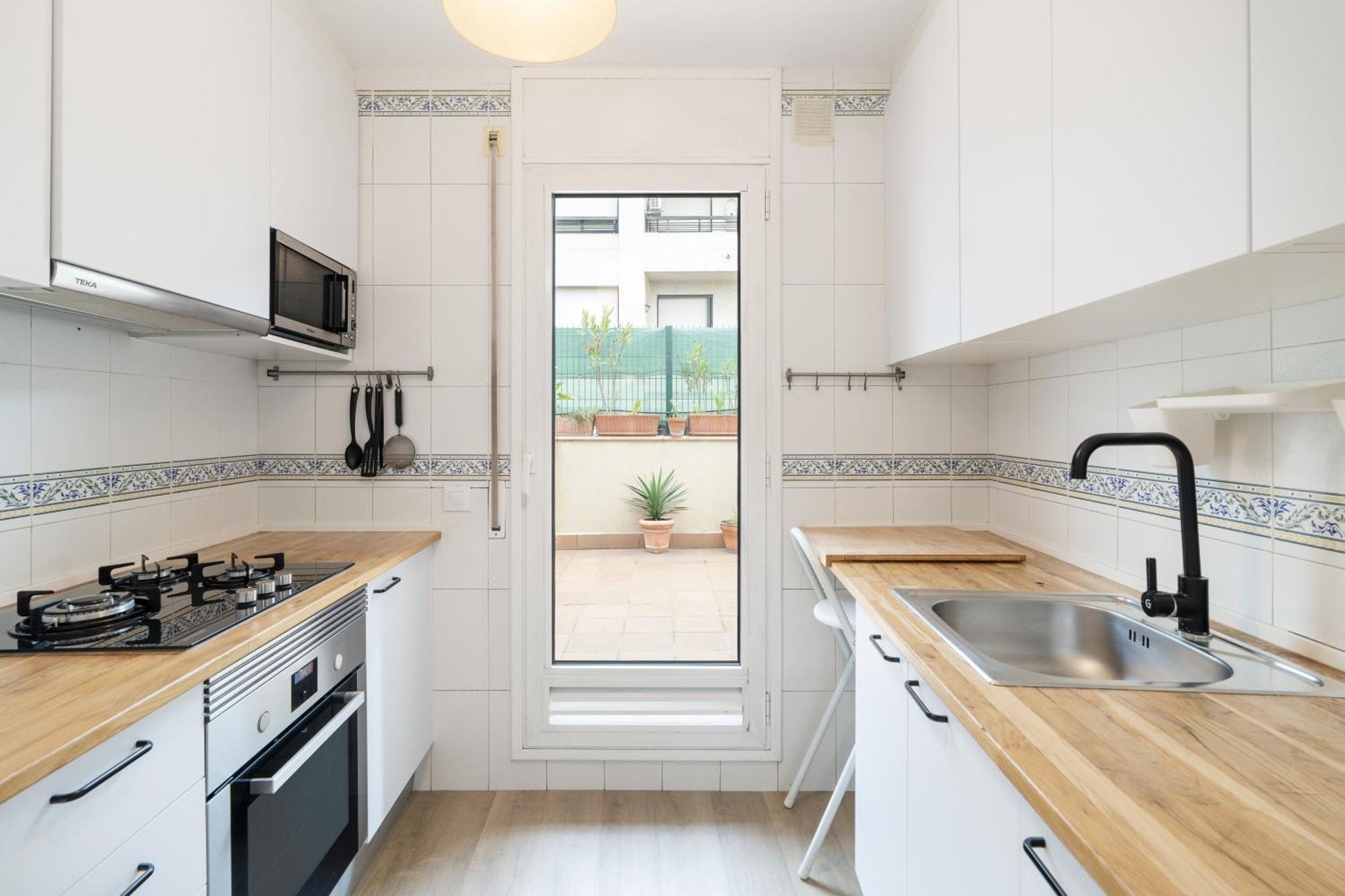 Apartamento Con Dos Grandes Terrazas En Girona Luaran gambar